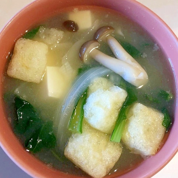 小松菜としめじとお麩のお味噌汁