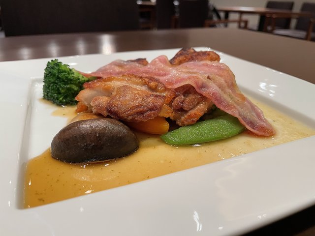 京都名店の技『ムッシュいとう』の総料理長直伝「チキンステーキ」の焼き方 - Kyotopiキョウトピ京都情報・観光・旅行・グルメ