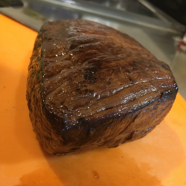 年末年始に♪フライパンで作る簡単「ローストビーフ」レシピ リビング連載kameyo 料理家 かめ代