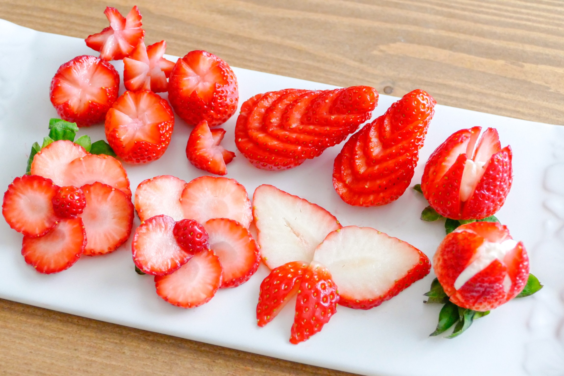 ロールケーキのデコレーションアイデア3選お菓子・パン材料・ラッピングの通販 cotta＊コッタ