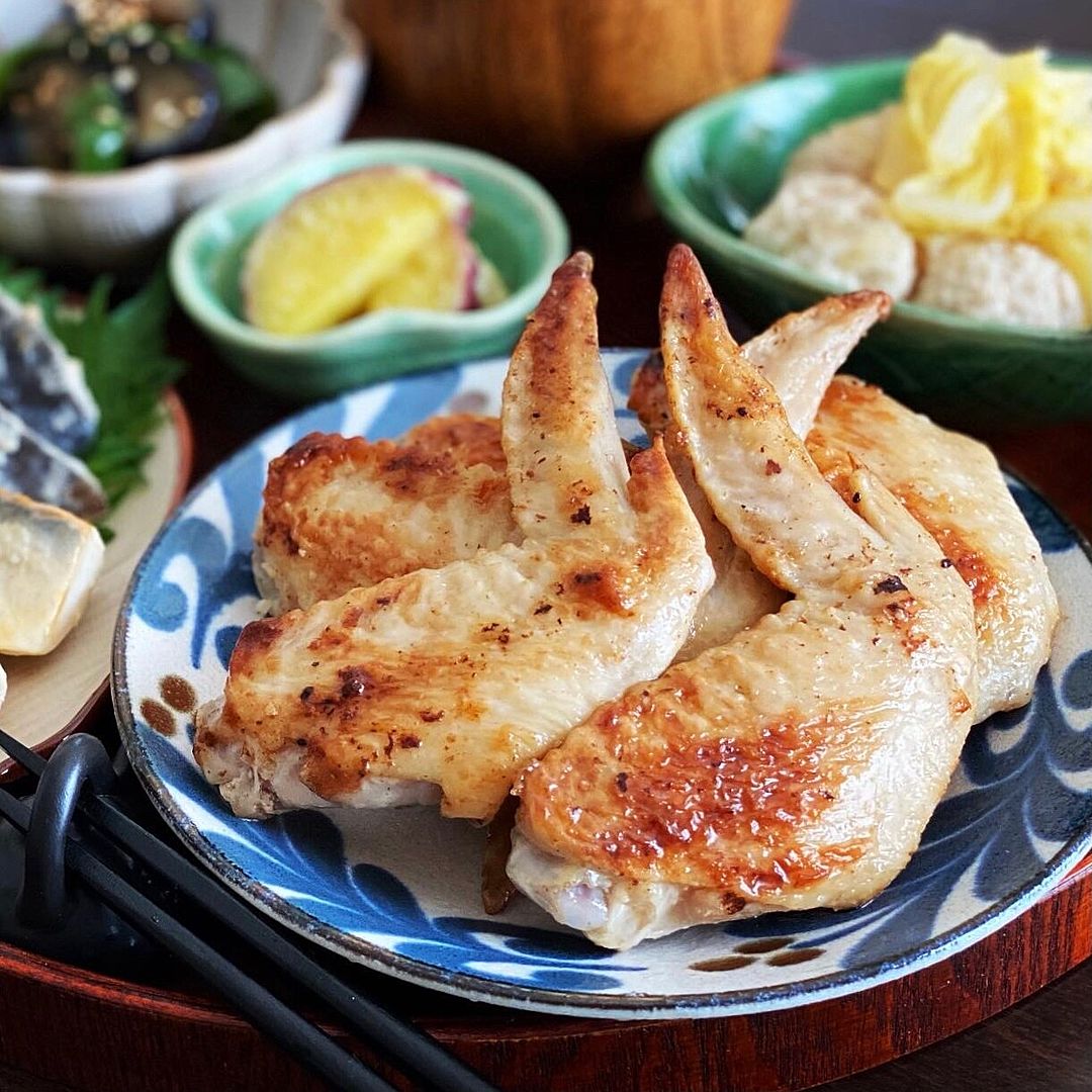 話題の手羽先の海水焼き