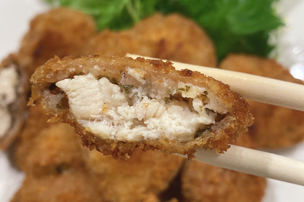 業務スーパーの『鶏屋さんの梅しそカツ』はサクサク&キュッと酸味でごはんがガッツリ進む味mitok ミトク