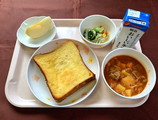 朝ご飯＆おやつを簡単にヨーグルトで食パン・アレンジ明治ブルガリアヨーグルト倶楽部株式会社 明治