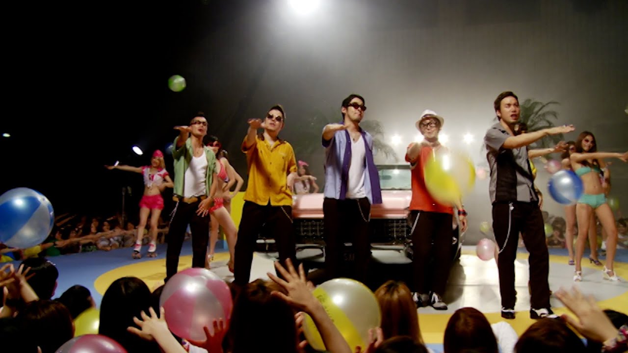 ENHYPENニキ&伊藤沙莉さん マクドナルド「三角チョコパイ」CM出演 キレのあるダンス披露 - マジャヨ