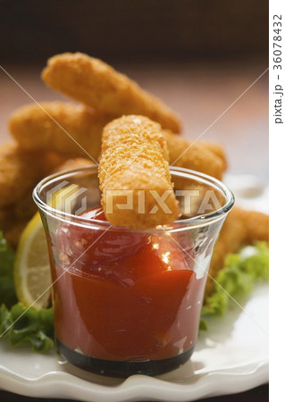 今の私の精一杯の料理：フィッシュフィンガー - 生きづらい日々