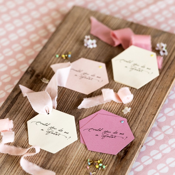 結婚式 招待状 デザイン一覧WEBで簡単手作り印刷 ココサブアテンドの招待状：1ページ