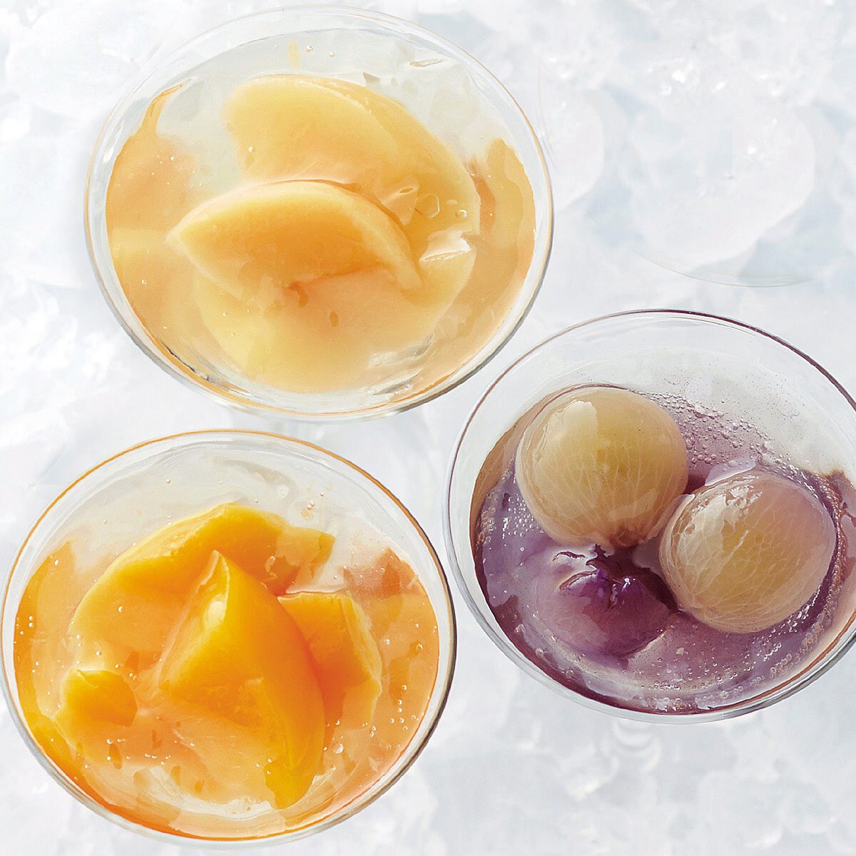 まるごと桃 スイーツプラザ