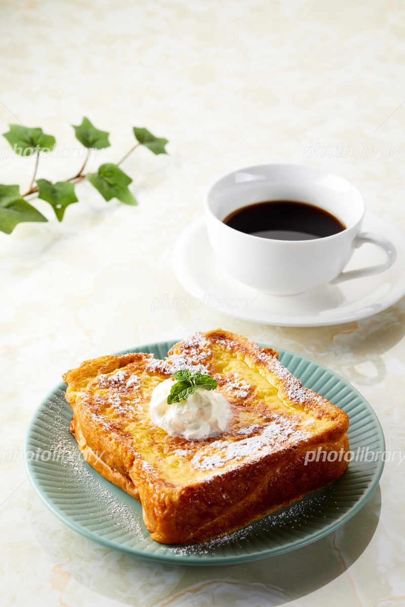 生クリームとバターでリッチに仕上げる、今どきフレンチトースト