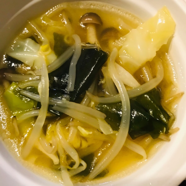 Kazuma 首都圏ラーメン🍜毎日更新中✨探しています：キャベツもやしの使い方☆Shop -お店-中華そば二階堂@東京都千代田区・九段下駅 ☆Menu -メニュー-醤油つけそば 1,200円 ☆Caption -感想-九段下の大きな玉ねぎの下じゃなくてビルの近く。Instagram