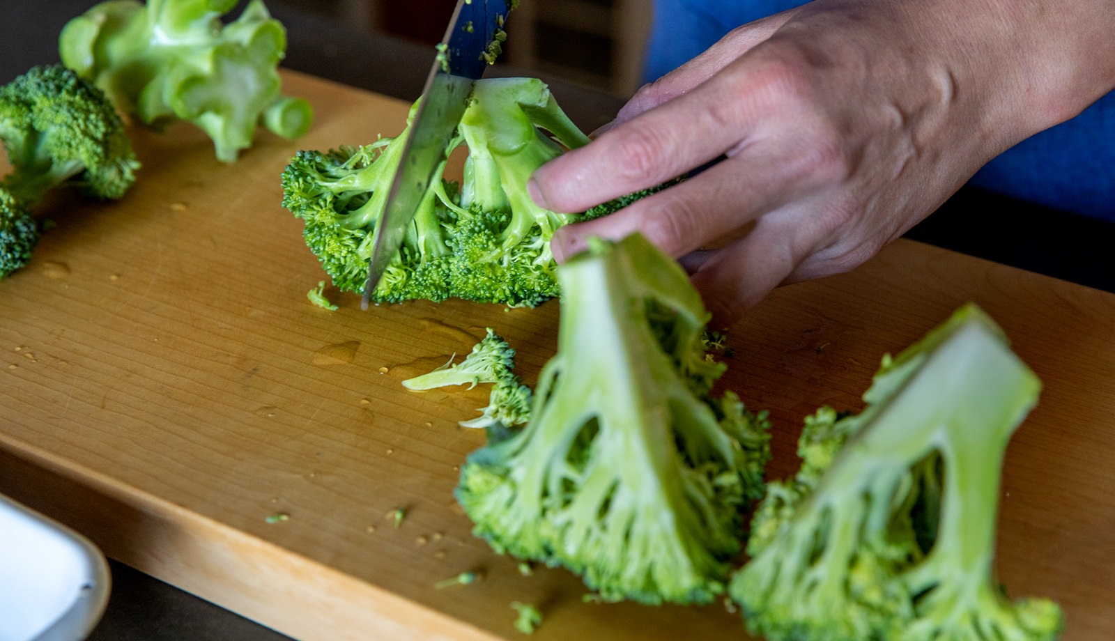 野菜の切り方 料理のプロが教える！誰でも簡単に上達するブロッコリーの切り方＆茹で方