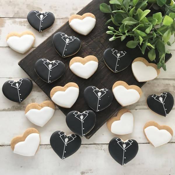 ミニハートのアイシングクッキーFrancesca von Sweets