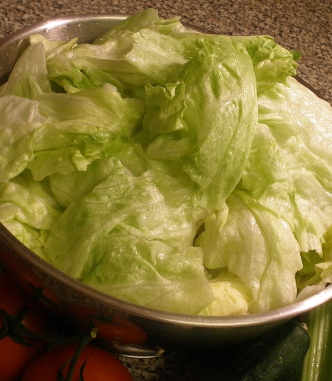 レタスの洗い方と切り方 ちぎり方 3種 千切り・ざく切り・手でちぎる N.D.Kitchen Basic - YouTube