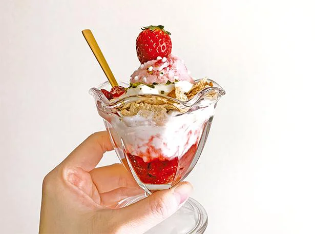 大きいのパフェの魅力や作り方を解説！作る時の注意点は？食・料理オリーブオイルをひとまわし