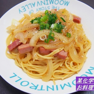 シンプルが一番！ホウレン草とベーコンのパスタ