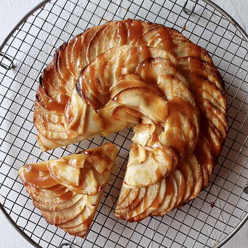 サクサクアップルパイ 18cmタルト型1台分