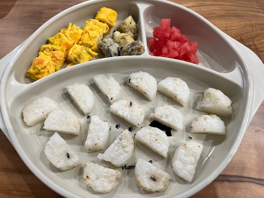 10ヶ月 おにぎり手づかみ食べTikTok