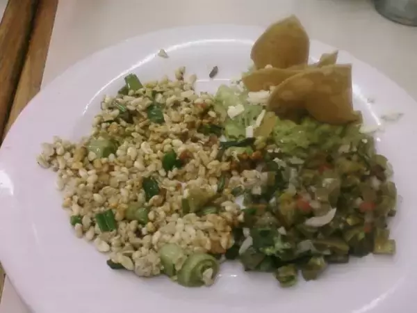 メキシコのキャビアと呼ばれる珍味、それはアリの卵「エスカモーレ」2021年2月9日- エキサイトニュース