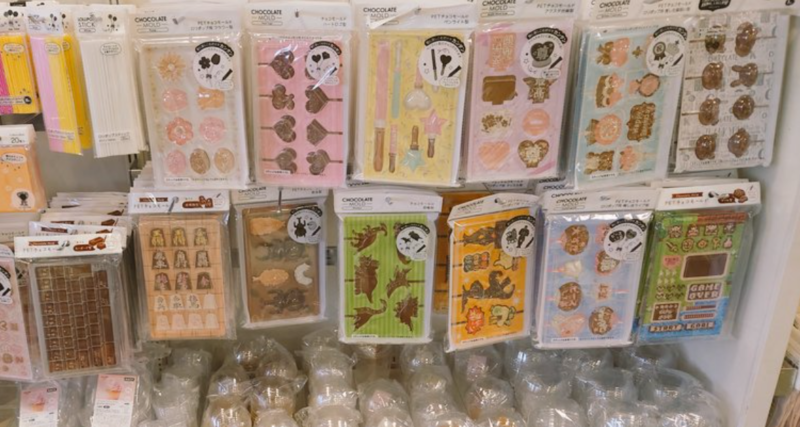 セリアの型使用♩溶かして固めるだけの極簡単ひらがなチョコriyusa日和。ザッパレシピで褒められおやつと時々おかず