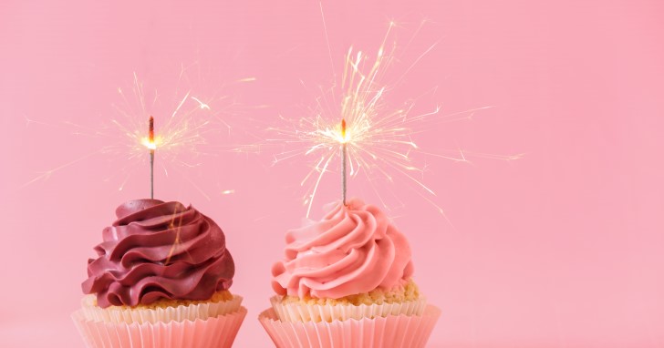 楽天市場 オリジナル メッセージ クッキー 50枚入り 選べる花フレーム 個包装 短納期お菓子 スイーツ 焼菓子 詰め合わせ ギフト 名入れ名前入れ 文字入れ 誕生日 プレゼント バースデー お祝い 内祝い お礼 ご長寿 定年 退職 創立 創業 周年 ノベルティ 贈り物