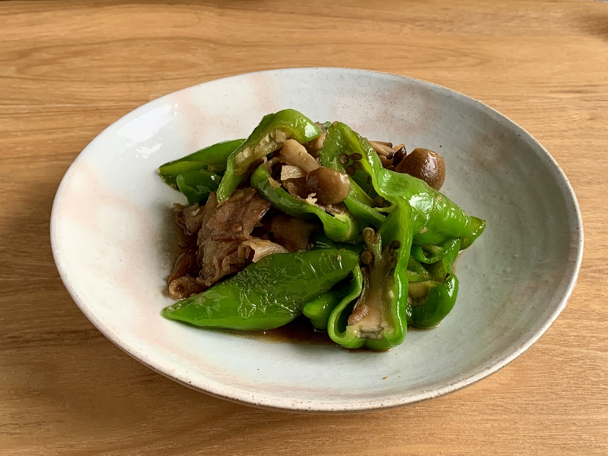 万願寺とうがらしの肉詰め焼き