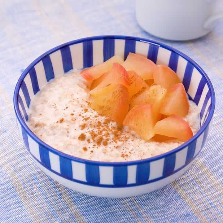 レンジで簡単！朝の腸に優しい「オートミール卵粥」の作り方 朝食オートミールレシピ