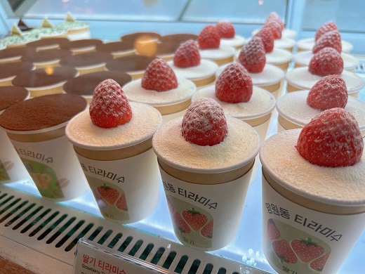 韓国人気スイーツといえばこれ♡ カップティラミス 実食レポートしちゃいます♪韓国情報サイトmanimani