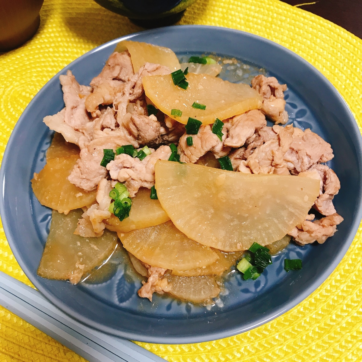 簡単作りおき！豚バラ大根のガーリックポン酢煮