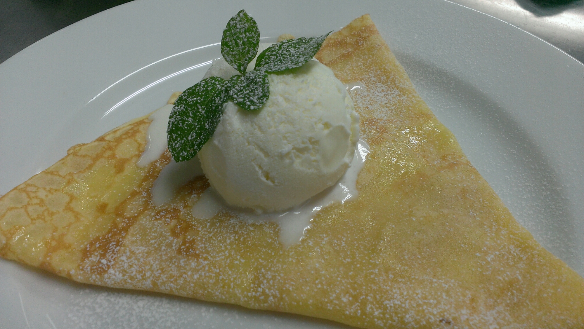 コストコのクレープ チョコ＆アイスのせ: *Maple Cafe* メイプルカフェ