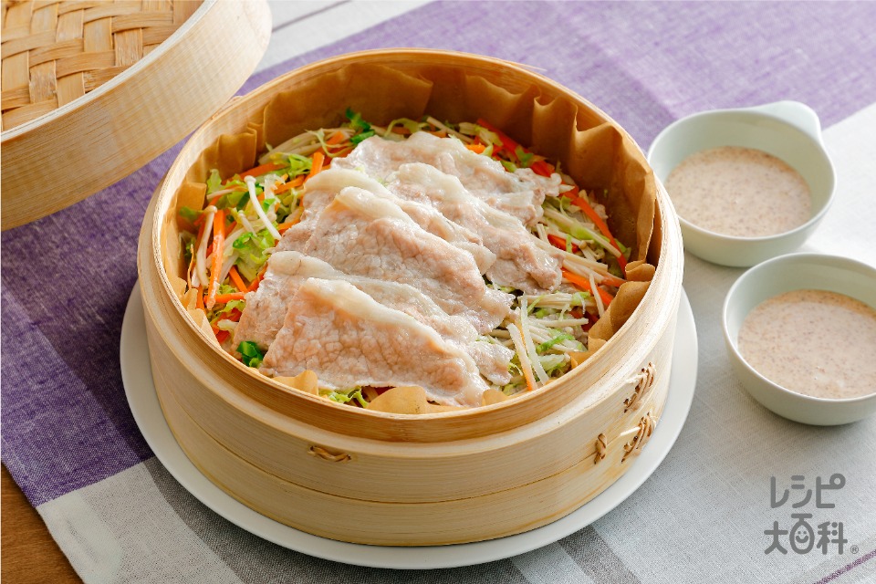 なすと玉ねぎのお味噌汁