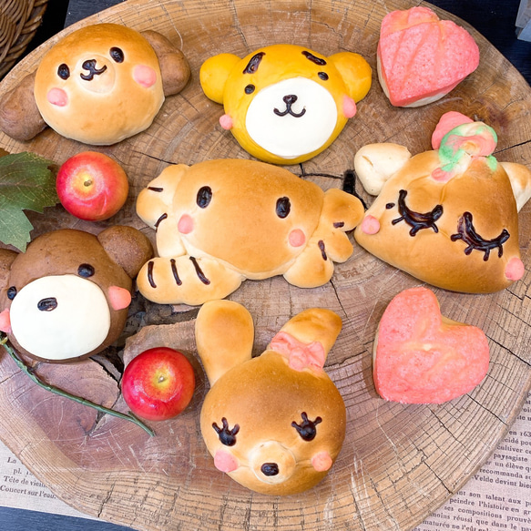 ふるさと納税 かわいい!どうぶつパン 8種セットパン ぱん どうぶつ 動物 かわいい おやつ お土産 プレゼント ギフト 京都府 福知山市FCAM012 動物パン詰め合わせ 7個入りパンお取り寄せ・通販のオンワード・マルシェ