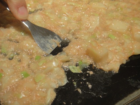 もんじゃの発祥の地・月島でもんじゃ三昧しよう