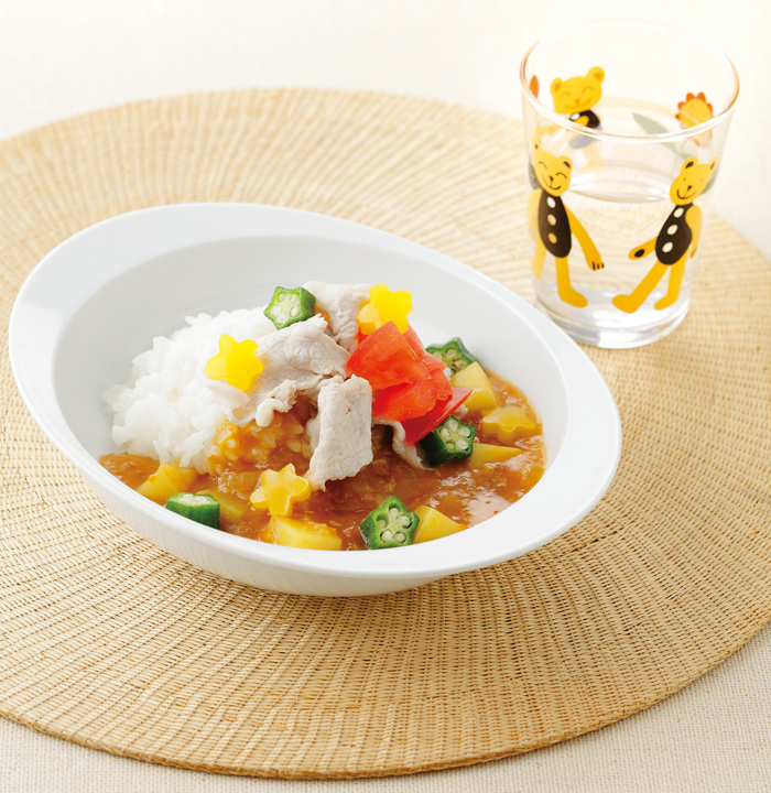 野菜たっぷりでママも嬉しい♪ 子供が喜ぶ甘口カレーのレシピ