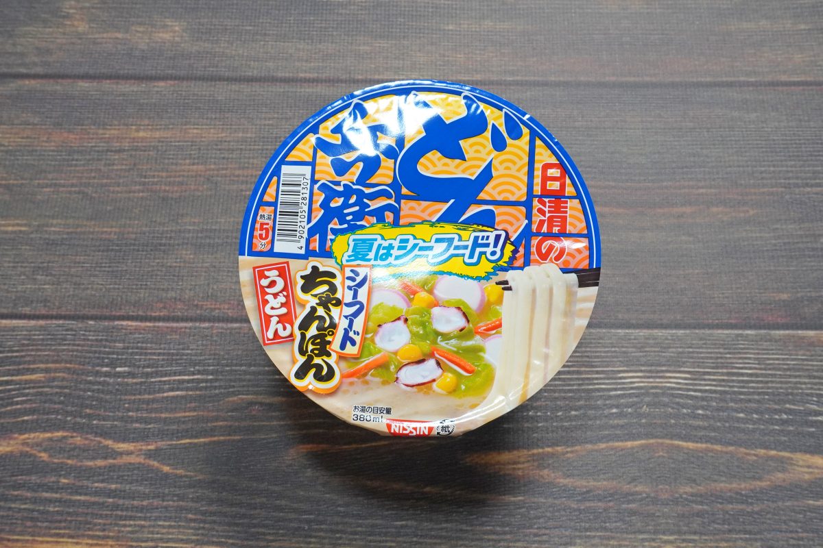 Amazon.co.jp: 日清 どん兵衛 韓国風旨辛海鮮チャンポン味うどん 12入 : 食品・飲料・お酒