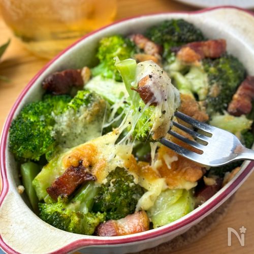 ごろごろブロッコリーの粉チーズ和え