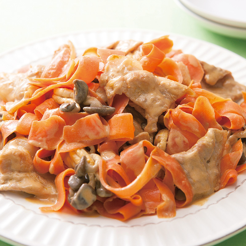 豚こまとじゃがいものナポリタン炒め じゃがいも･玉ねぎ･にんじんの常備野菜で