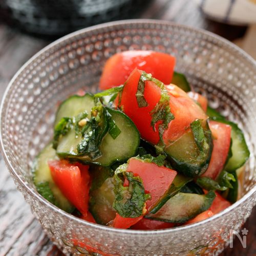 驚き！きゅうりとトマトのオイスターマリネ