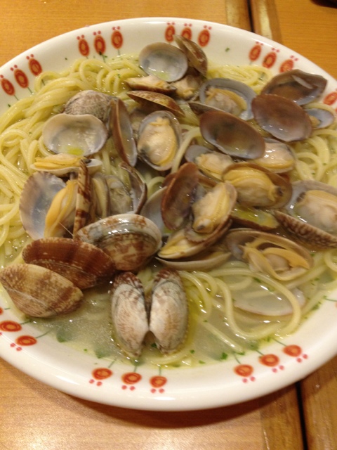 60代初めてのサイゼリア・500円で満足度が高い「スープ入り塩味ボンゴレ」 - 貯め代のシンプルライフと暮らしのヒント