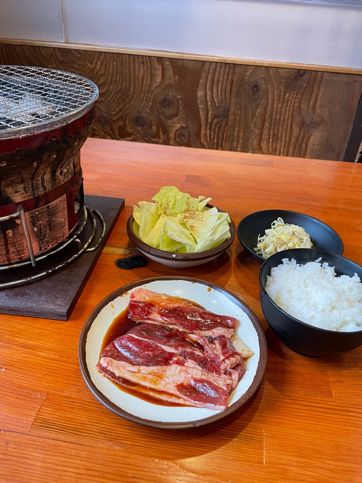 七輪焼肉安安 公式@anan_yakiniku• Instagram photos and videos