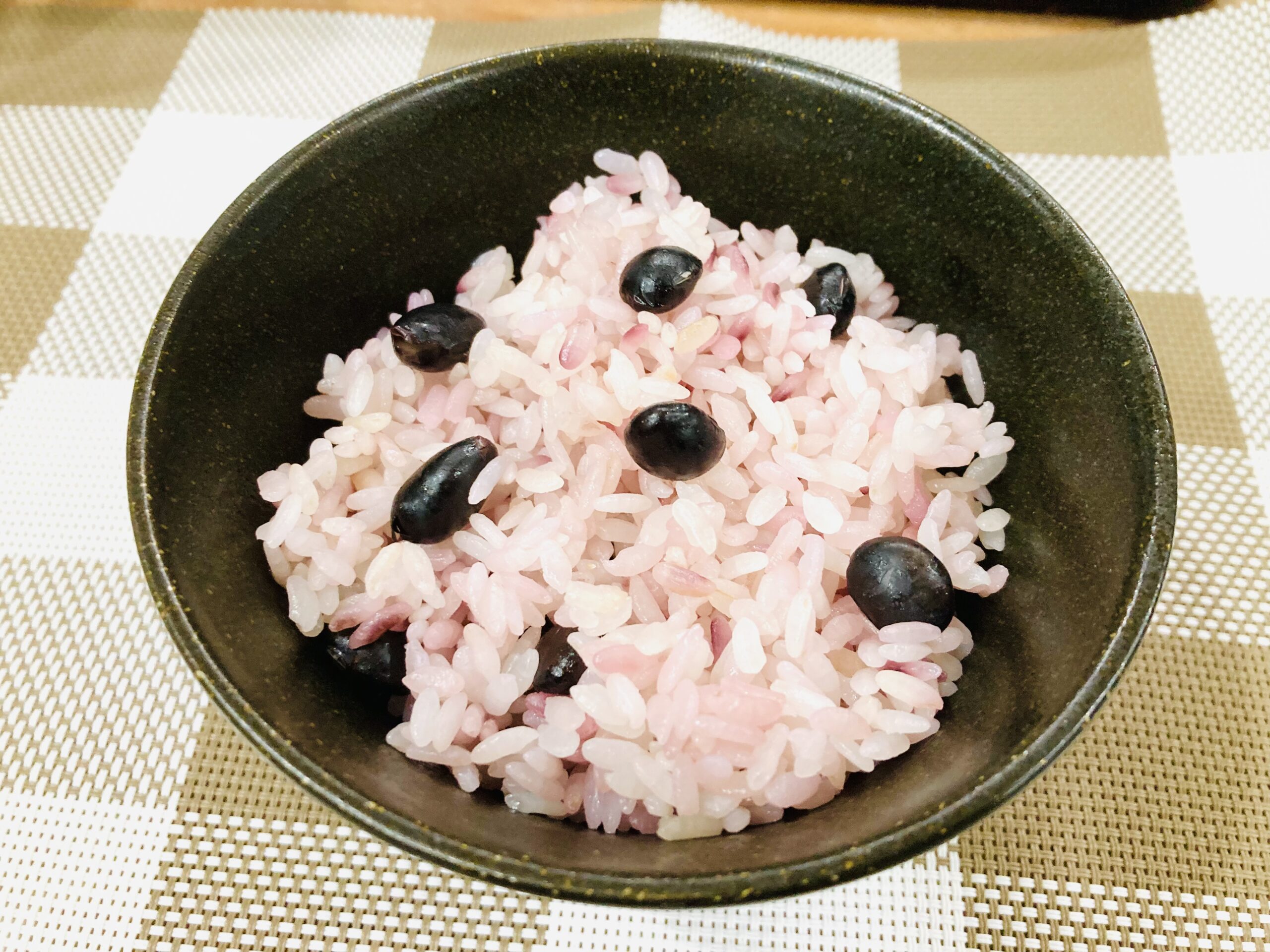 炊飯器で簡単 黒豆ご飯 高血圧,血糖値,血流の改善 実証済み