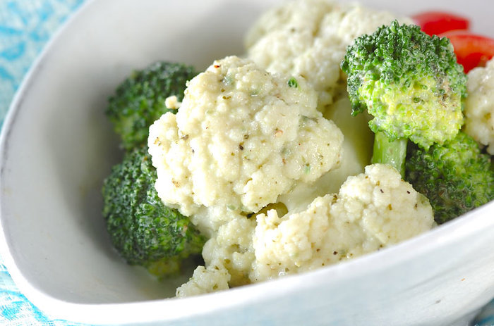 レンジで簡単！カリフラワーで作るおかずレシピ4選♡お弁当にもおすすめ！4yuuu
