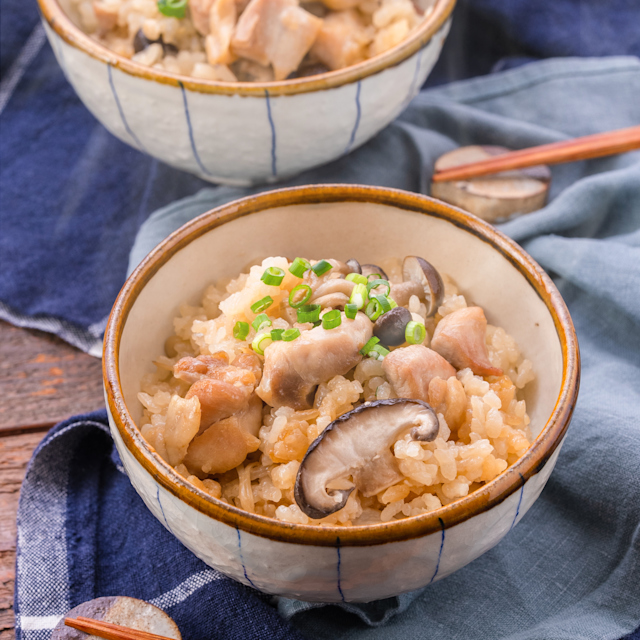 疲れた日の夕飯はどんぶりで！ 定番中華をご飯に乗っけた「簡単丼」5選 - レタスクラブ
