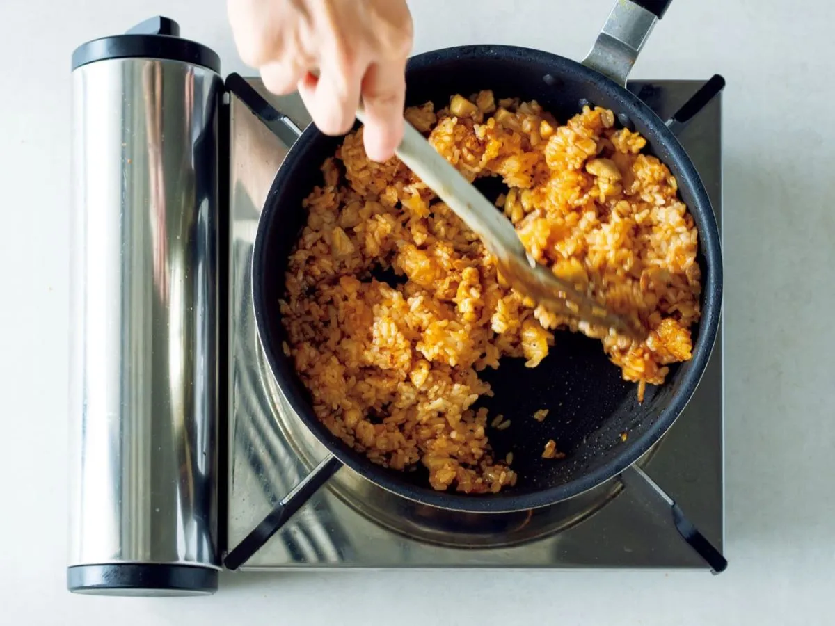 神戸市：簡単！鶏むね肉のオムライス＆レンジで簡単！ツナキャベツ