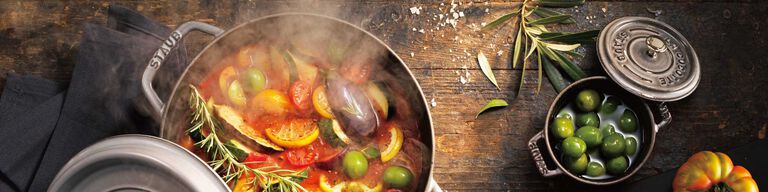 並行輸入品鍋 両手鍋 なべ ストウブ鍋 20cm サイズ おしゃれ かわいい 調理器具 ピコ ココット ラウンド RST-47 staub 新生活