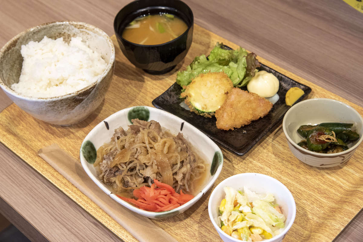 焼肉 山翔 静岡市葵区土太夫町 ～1番人気の赤身・ハラミセットランチを堪能～ジャニごり日記＠静岡グルメブログ