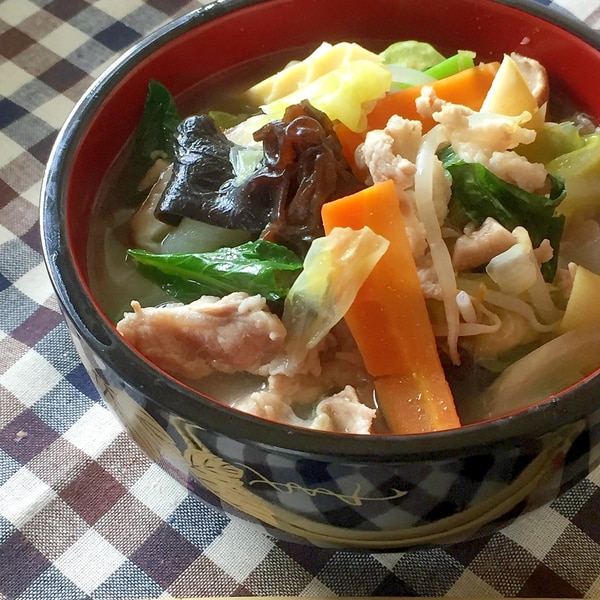 野菜不足解消に!!小松菜とササミのエスニック炒め