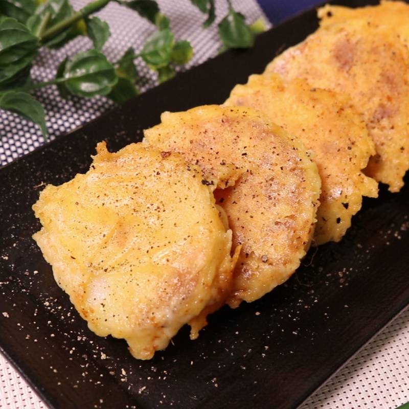 チーズ入り ふわふわ長芋のステーキ