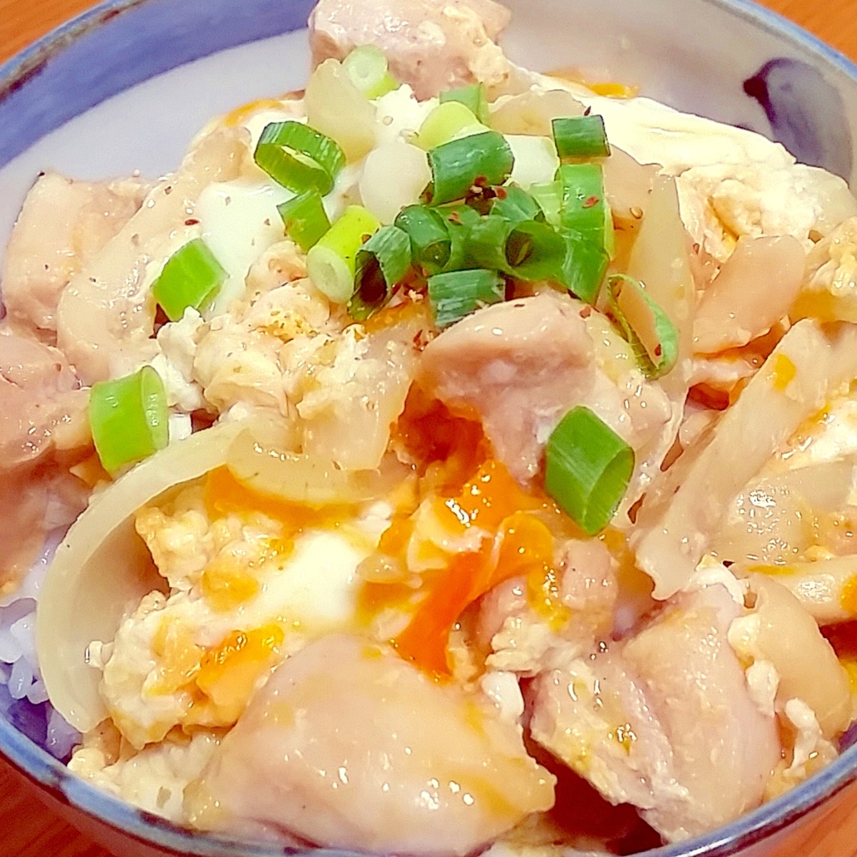 美味保証ヒガシマルうどんスープde親子丼