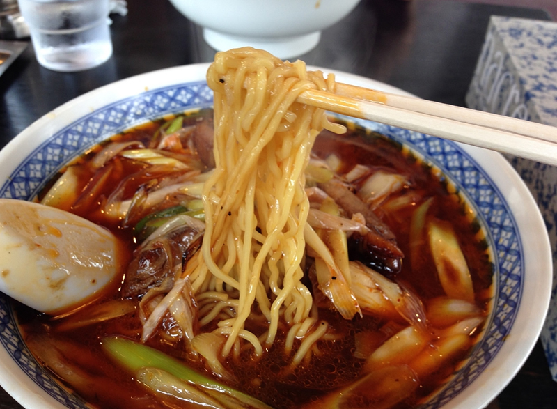 青森県八戸市/麺家しろうさんのとろーりチーズのカレーラーメンを食べて来ました。 - メガネ先生の日記（青森グルメ）