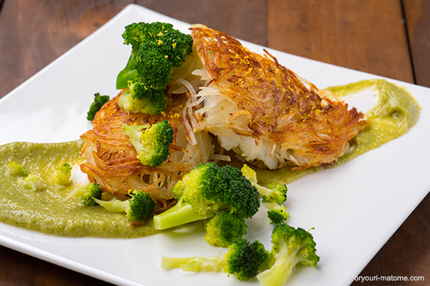 ミシュランシェフの魚介フレンチレシピSincère・石井シェフ直伝「白身魚の春巻き包み焼き ミニトマトソース」 食通一流シェフのレシピ料理 ・献立・ノウハウ