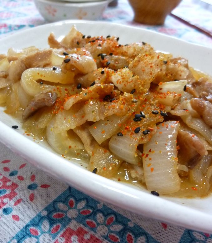 やみつき！＊新玉ねぎと豚こまのバタポン炒め＊丼にも◎